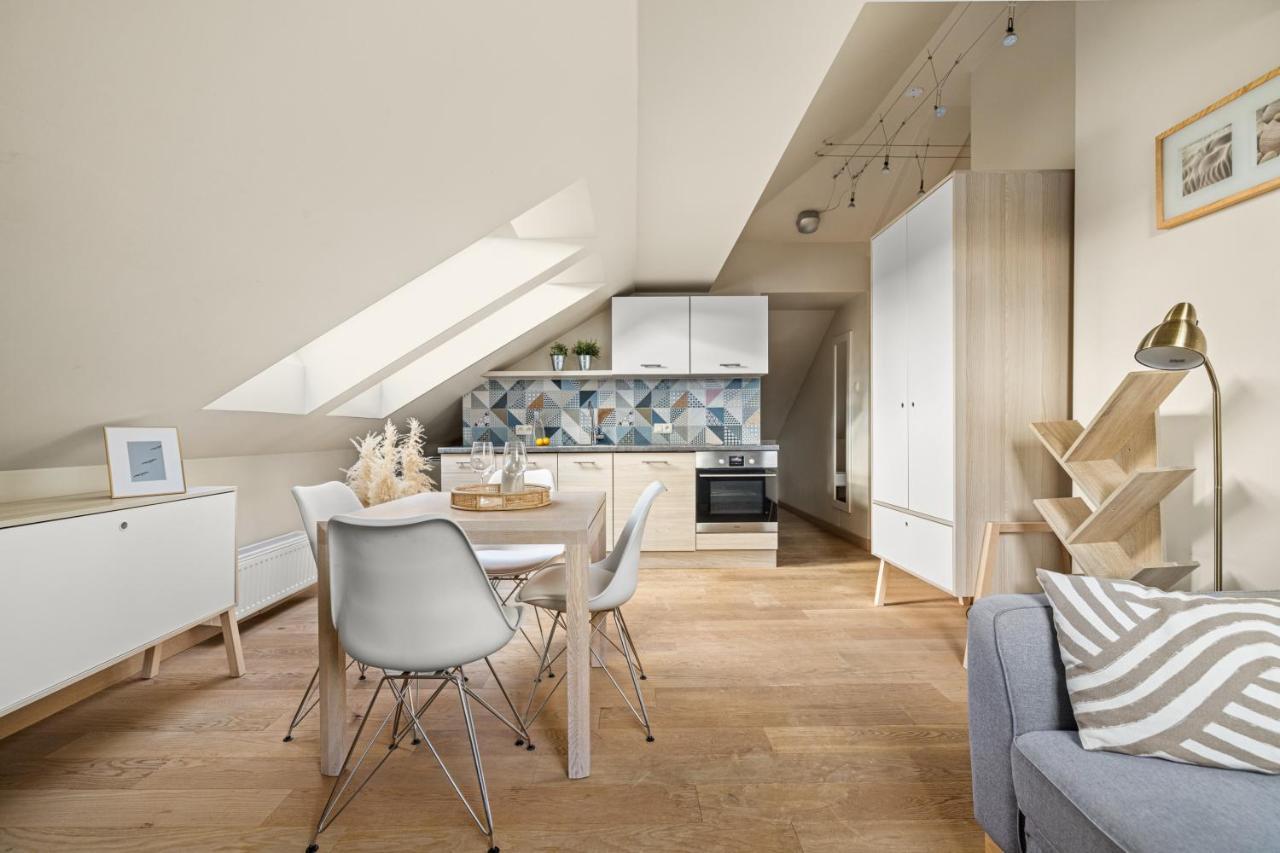 Apartamenty Sea Breeze - Hampton Apartments โซพอต ภายนอก รูปภาพ